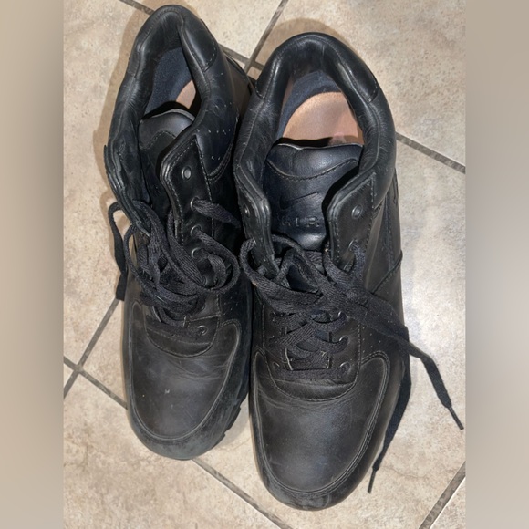 NIKE AIRMAX BOOTS WITH RED WING SOLES - Picture 2 of 8